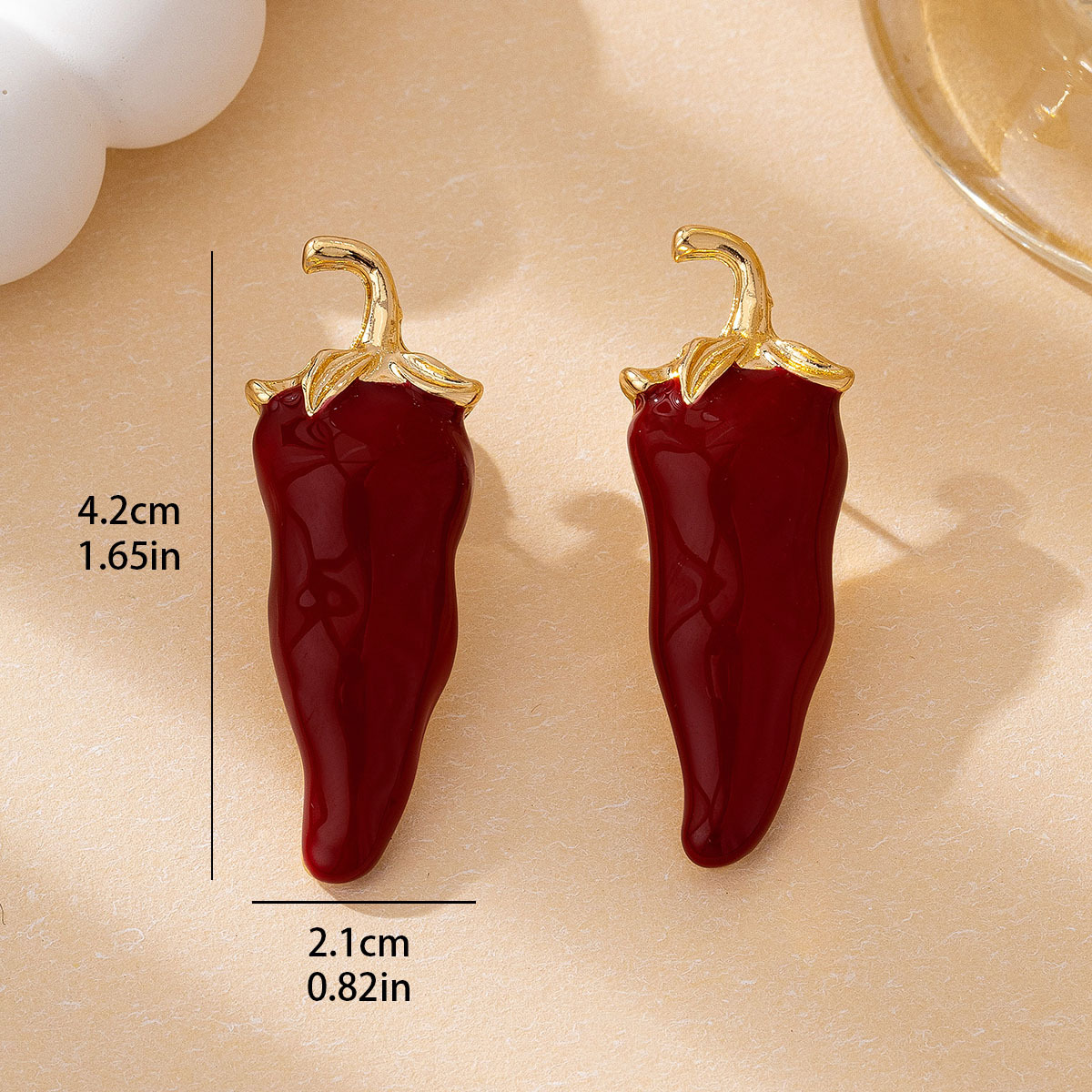 Quirky Chili Stud Earrings Wom - Ethnic Chic Fashion 评论和价格